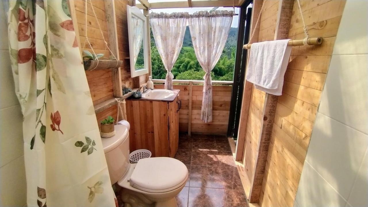 La Acuarela, Posada De La Monita Pereira Bagian luar foto