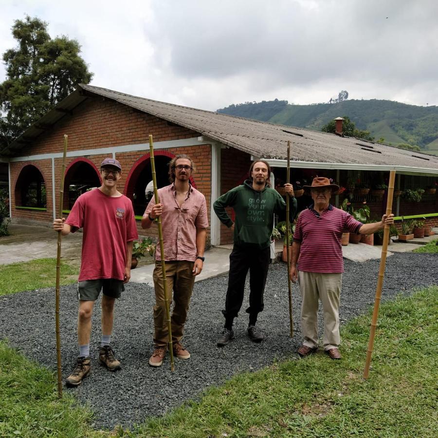 La Acuarela, Posada De La Monita Pereira Bagian luar foto